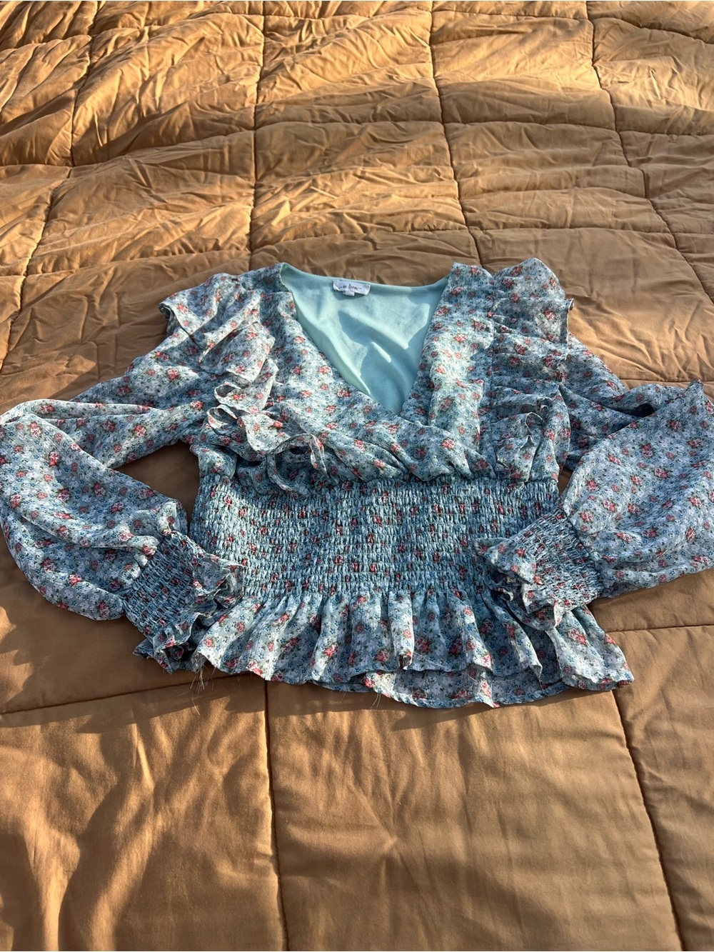 In Loom Smocked Blue Floral Ruffle V-Neck Blouse Romance Boho Cottagecore Size L